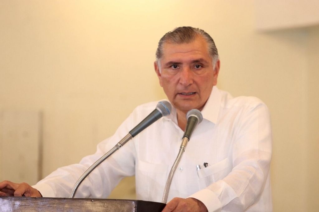 Adán Augusto López Hernández rinde su primer informe como gobernador de Tabasco Nacional xeu Adán Augusto López Hernández rinde su primer informe como gobernador de Tabasco Nacional xeu