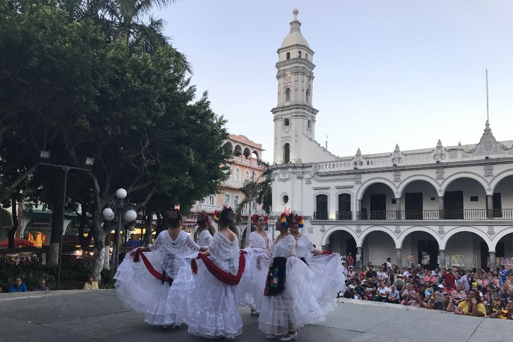 Zócalo de Veracruz, un sitio emblemático para porteños y turistas
