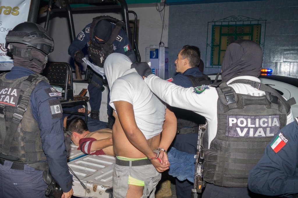 Detienen a 3 presuntos vinculados con asesinato en oficinas de Tránsito, en Xalapa, Veracruz. Noticias en tiempo real