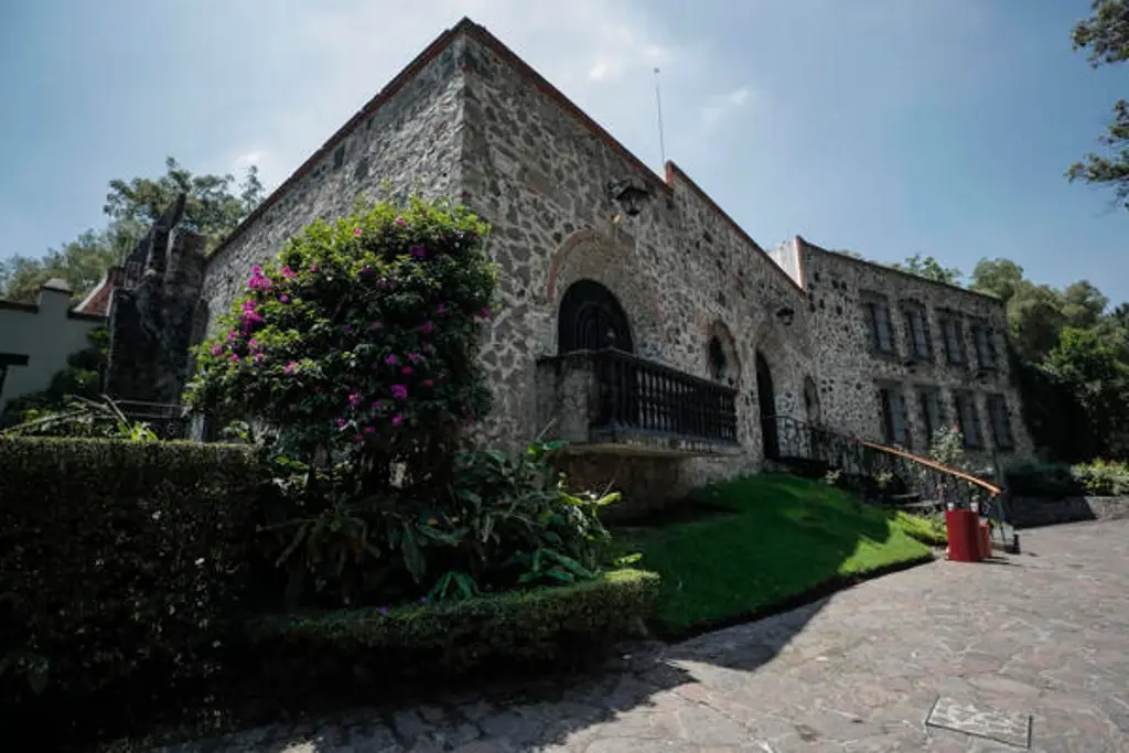 Imagen Museo Dolores Olmedo reabre con obras maestras de Kahlo y Rivera a días del Mundial