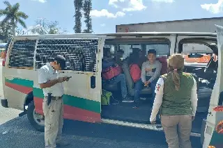 Rescatan a decenas de migrantes en zona centro de Veracruz 