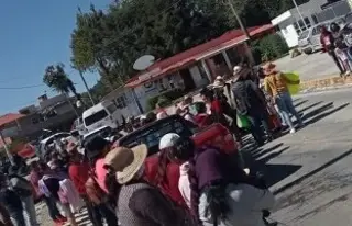 Protestan habitantes de la sierra de Zongolica en contra de la Secretaría de Salud