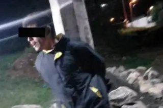 Vecinos detienen y casi linchan a presunto ladrón 