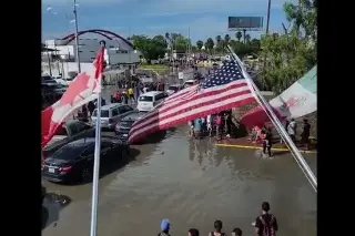 Migrantes intentan entrar a la fuerza a EU por puente de Matamoros (+Video)