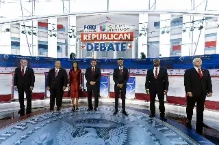 Aspirantes republicanos critican a Biden en segundo debate; reprochan ausencia de Trump