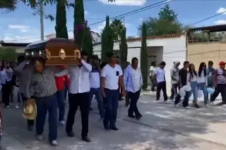 Sepultan a los 6 jóvenes asesinados en Zacatecas