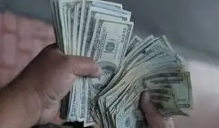 Peso gana tras datos del Banxico ¿En cuánto venden el dólar?