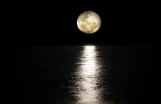 ¿Por qué se dice que la luna de octubre es la más hermosa? Astrónomo explica