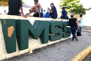 También se quejan por fallas en sistema para entregar medicinas en el IMSS de Veracruz