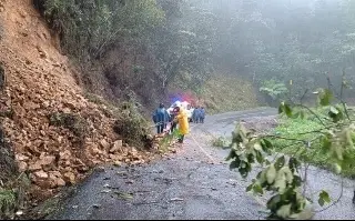 Se registran 2 deslaves en sierra de Zongolica, Veracruz 