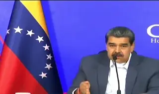 Maduro anuncia cierre de  Embajada y consulados de Venezuela en Ecuador (+Video)
