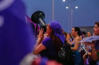 Harán cumbre de feministas en Veracruz; exigirán a políticos discutir agenda 