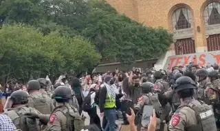 Universidad de California cancela acto de graduación tras arrestos de manifestantes
