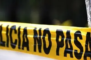 Dos muertos deja volcadura de autobús en Papantla, Veracruz