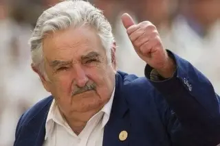 El expresidente uruguayo José Mujica anuncia que tiene cácer