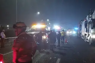 A balazos intentan asaltar autobus en la autopista Córdoba-Orizaba