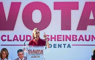 Sheinbaum defiende programas sociales frene a cuestionamientos de expresidentes mexicanos