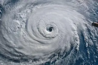 Podrían impactar 5 huracanes en México este año: Conagua