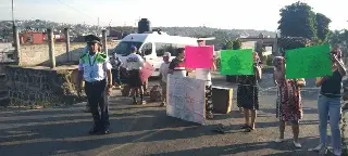 Bloquean avenida en Xalapa, Veracruz, la mañana de este miércoles