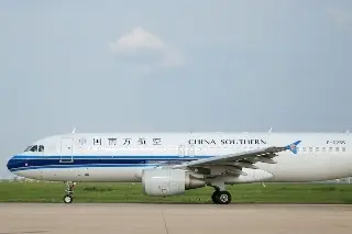 Inauguran ruta aérea civil china más larga; une Ciudad de México con Shenzhen