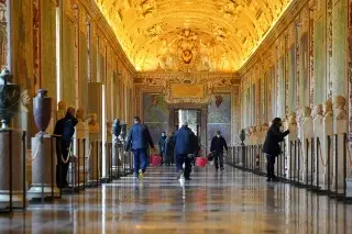 Trabajadores de Museos Vaticanos reclaman al Papa mejores condiciones laborales