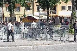 Balean al primer ministro eslovaco en plena calle (+Video)