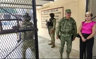 Reportan que escuela amenazada en Coatzacoalcos no tiene cámaras de seguridad 