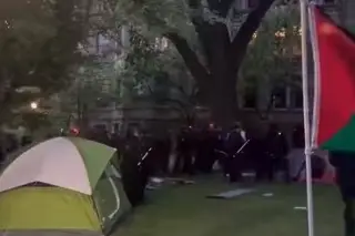 Arrestan a 19 personas que intentaban ocupar edificio en la Universidad de Pensilvania