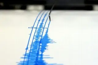 Sismo de magnitud 5.5 sacude zona costera de Ecuador, fronteriza con Perú