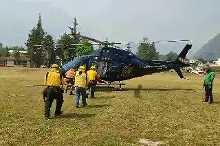 Aeronaves apoyan en combate a incendios forestales en Tlalilpan e Ixhuacán de los Reyes, Veracruz