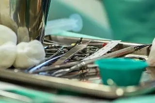 Imagen Muere mujer tras cirugía estética en clínica; se sintió mal tras la cirugía