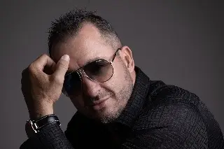 Imagen Salsero colombiano Alex Arias lanza su nueva canción 'Sírvalo pues' (+video)