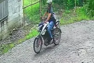 Imagen Alertan por motociclista acosador en calles de La Florida, Veracruz