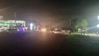 Imagen Ciudadanos retiran bloqueo en carretera Boca del Río - Paso del Toro; esperan llegar a acuerdos