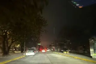 Imagen Se quedan sin luz en fraccionamientos de Boca del Río 