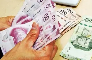 Imagen Aumento al salario mínimo se anunciará el lunes 1 de diciembre, adelanta Sheinbaum