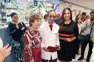 Imagen Se jubila el nutriólogo Roberto Muñoz Joachín del Hospital de Veracruz