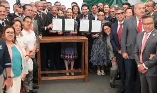 Imagen Trabajadores del Estado tendrán salario promedio del IMSS con aumento anual de inflación: Sheinbaum